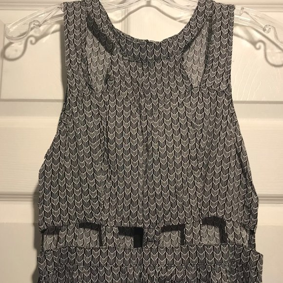 H&M Divided Patterned Casual Dress - Picture 3 of 4